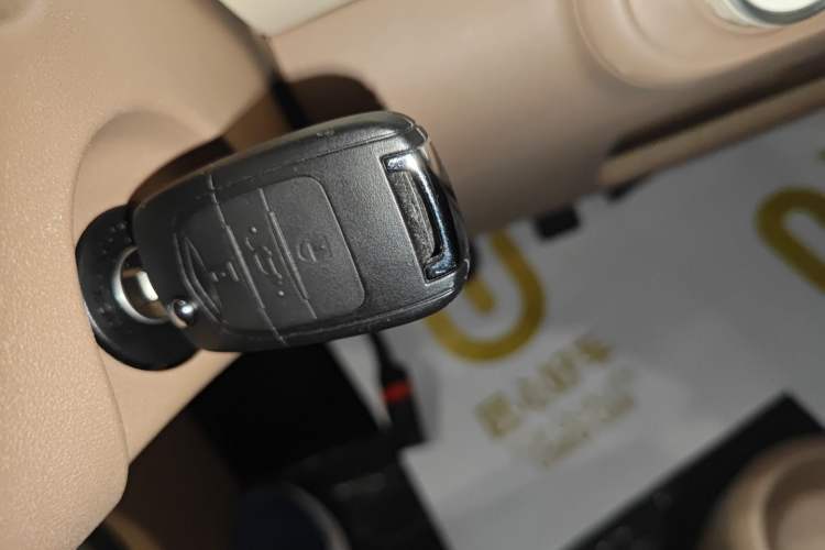 Used Wuling Hongguang MINIEV 2025 Four-Door Version Advanced Edition