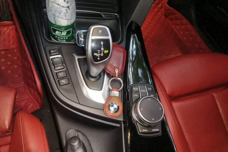 Used BMW 3 Series GT 2020 320i M Sport Night Edition Gear Lever