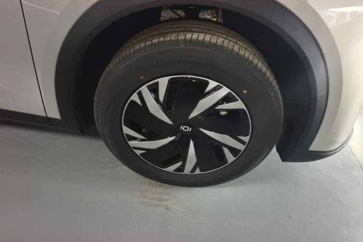 Used CHANGAN NEVO Q05 2026 Model 405Max
