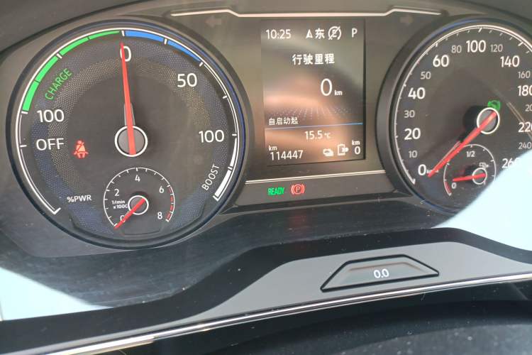 Used Volkswagen Passat New Energy 2020 430 PHEV Hybrid Luxury Edition China VI Standard Odometer Close Up