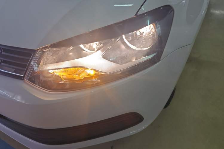 Used Volkswagen Polo 2016 1.4L Automatic Trendy Model
