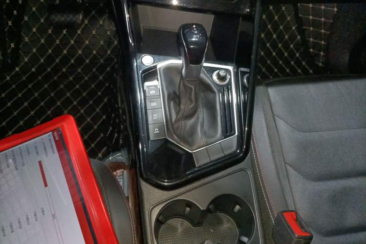 Used Volkswagen Tayron 2021 330TSI Two-Wheel Drive Luxury Smart Connectivity Version