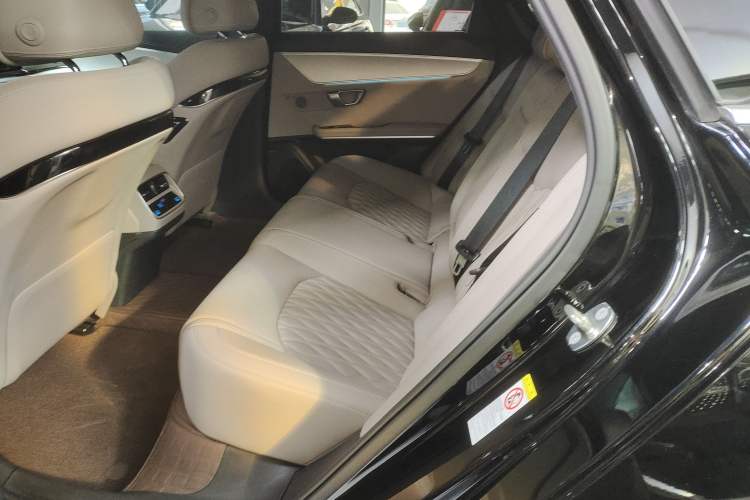 Used BYD Han 2025 EV Intelligent Driving Edition 605KM Prestige Model
