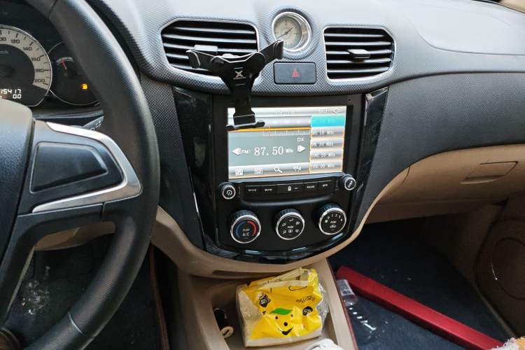 Used Wuling Hongguang 2014 1.5L S Comfort Model
