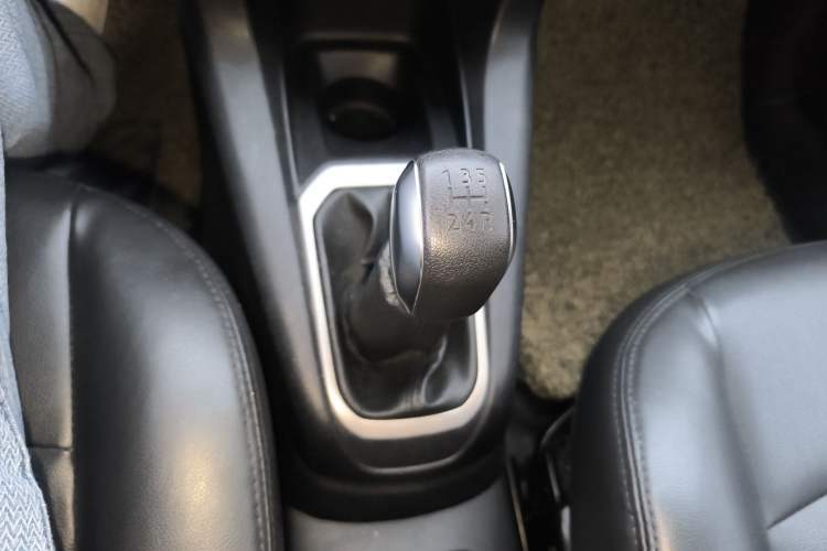 Used Peugeot 301 2016 1.6L Manual Comfort Edition