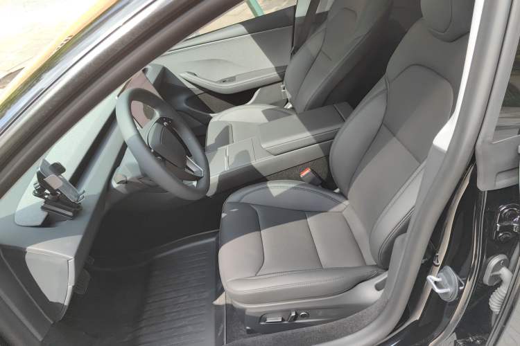 Used Tesla Model 3 2025 Model Revised Rear-Wheel-Drive Version