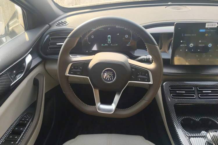 Used BYD Qin PLUS 2024 HONOR Edition DM-i 55KM Leading Model
