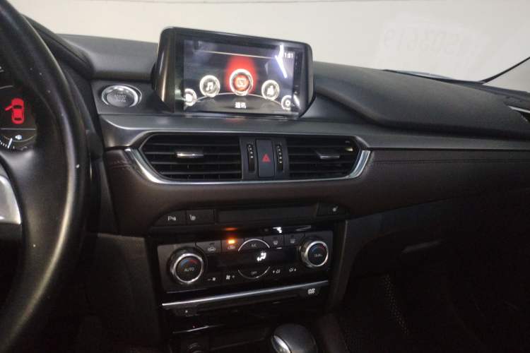 Used Mazda Atenza 2017 2.5L Blue Sky Prestige Edition Audio And AC Panel