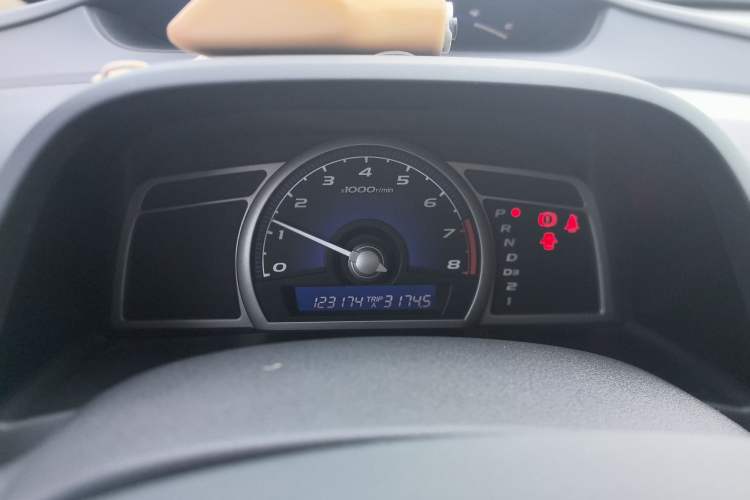 Used CIIMO 2015 1.8L Automatic Comfort Edition