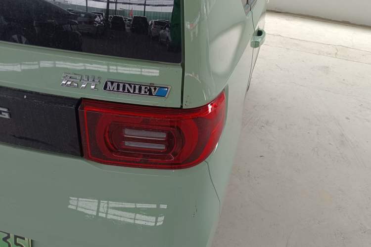 Used Wuling Hongguang MINIEV 2022 Macaron Premium Model – Lithium Iron Phosphate Exterior 1