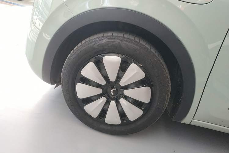 Used Wuling Bingo 2023 410 km Lingxi Deluxe Edition