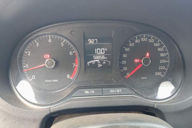 Used Volkswagen Polo 2014 1.4L Manual Fashion Edition