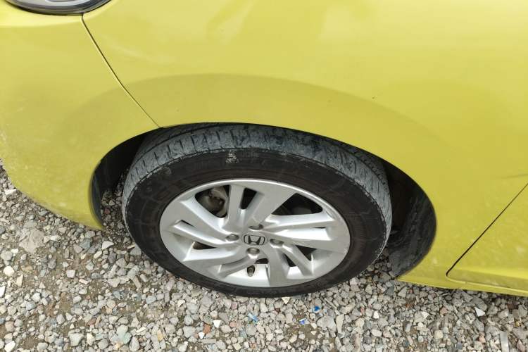 Used Honda Fit 2014 1.5L SE CVT Fashion Model Exterior 4