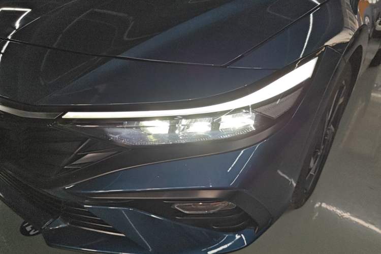 Used Hyundai Elantra 2023 1.5L CVT GLX Elite Edition Left Front Headlight