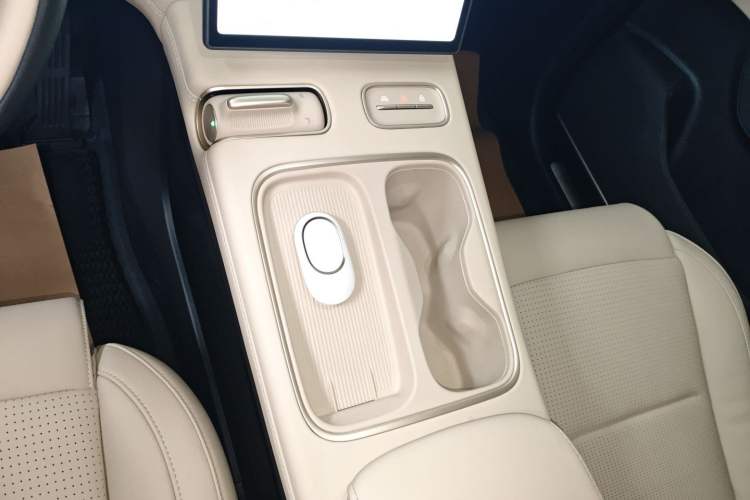 Used Nio EC6 2023 75 kWh