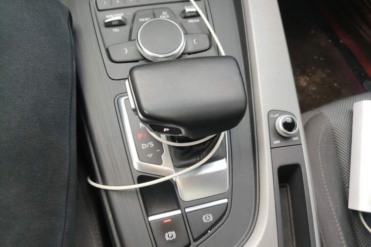 Used Audi A4L 2019 35 TFSI Ambition China V