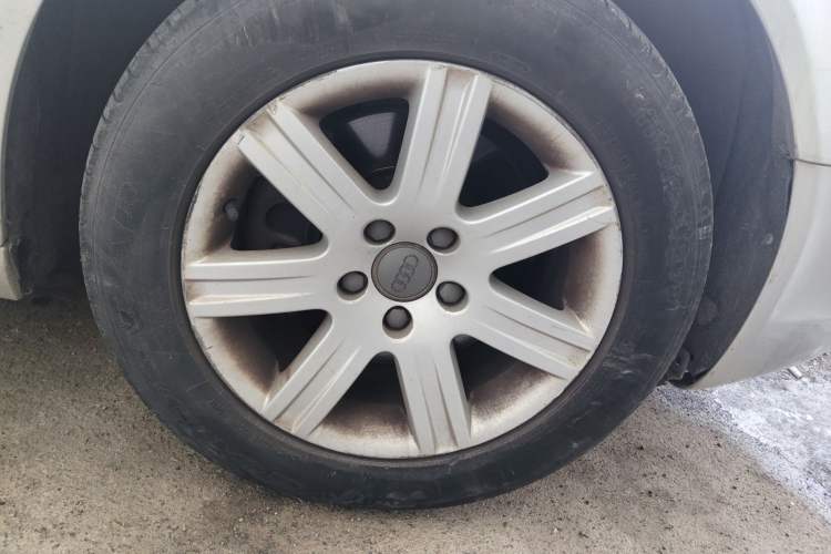 Used Audi A6L 2005 2.4L Comfort Edition
