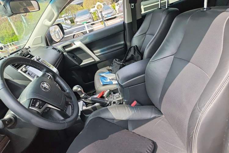 Used Toyota Prado 2018 3.5L Automatic TX-L with Rear-Mounted Spare Tire