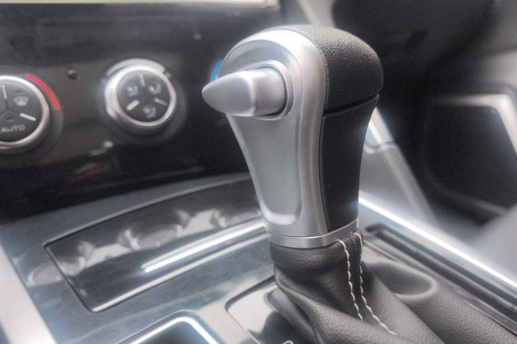 Used Haval H7 2019 2.0T Enjoyment Model China VI Standard Gear Lever