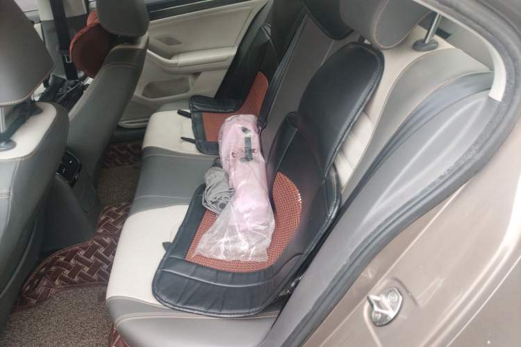 Used Volkswagen Sagitar 2015 230TSI Automatic Luxury Model