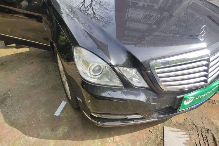 Used Mercedes-Benz E-Class 2010 E 260 L CGI Elegant Model Right Front Headlight