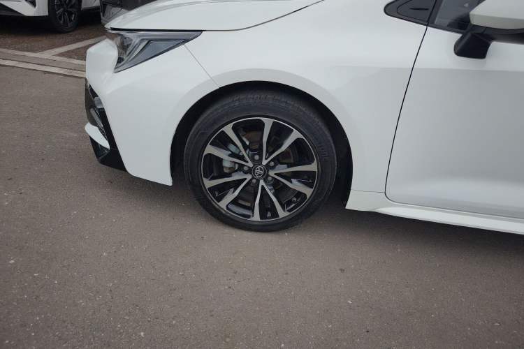 Used Toyota Levin 2022 185T CVT Sport Edition Left Front Wheel Hub