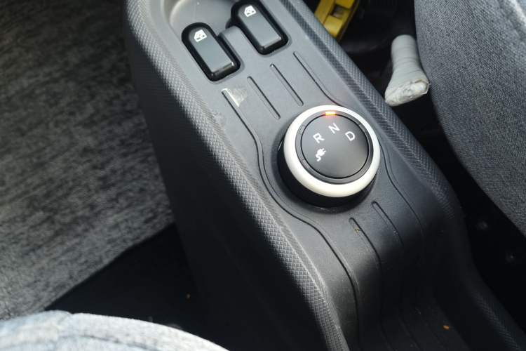 Used Wuling Hongguang MINIEV 2022 Macaron Fashion Model Lithium Iron Phosphate