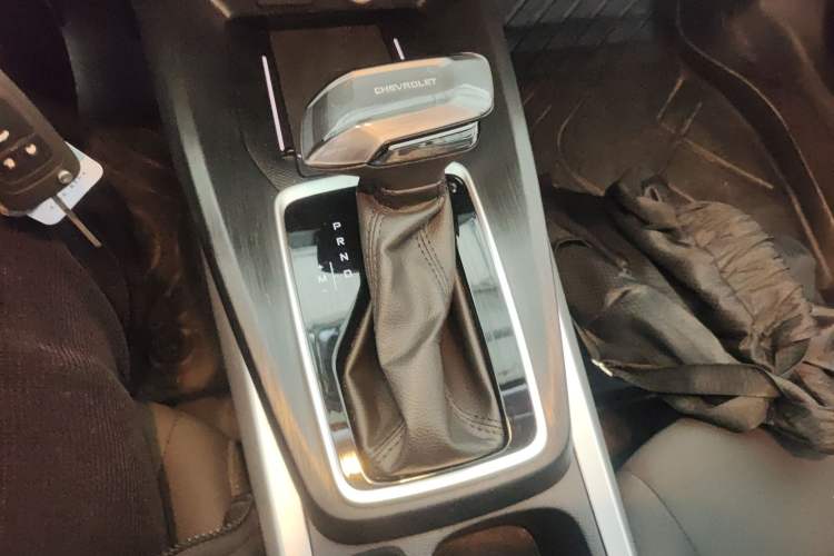 Used Chevrolet Monza 2024 1.5L Dual-Clutch Enjoyment Edition Gear Lever