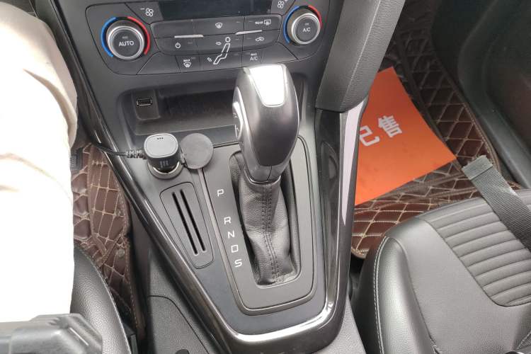 Used Ford Focus 2017 Hatchback 1.6L Automatic Fashion Edition Smart Drive Version