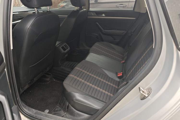 Used Volkswagen Lavida 2022 1.5L Automatic Vision Edition Left Rear Seat