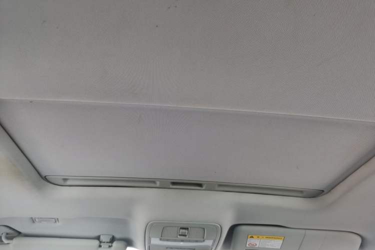 Used Roewe i6 New Energy 2017 45T Hybrid Connect & Smart Enjoyment Edition