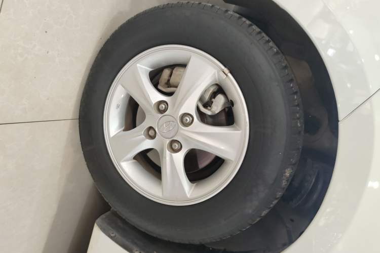 Used Hyundai Verna (older generation) 2016 1.4L Automatic Leading-Edge GLX
