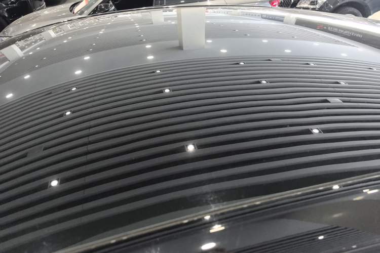 Used Tesla Model Y 2023 Long-Range All-Wheel-Drive Version