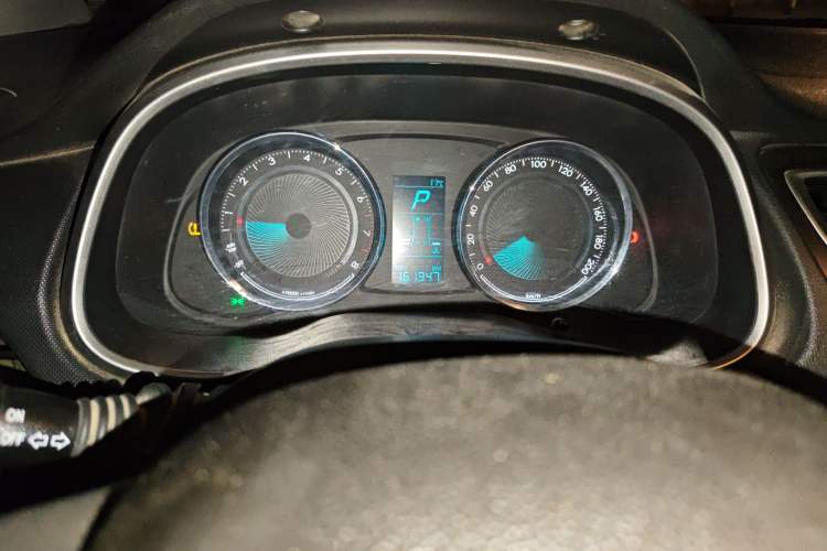 Used Chevrolet Lova RV 2016 1.5L Automatic FunDrive Edition