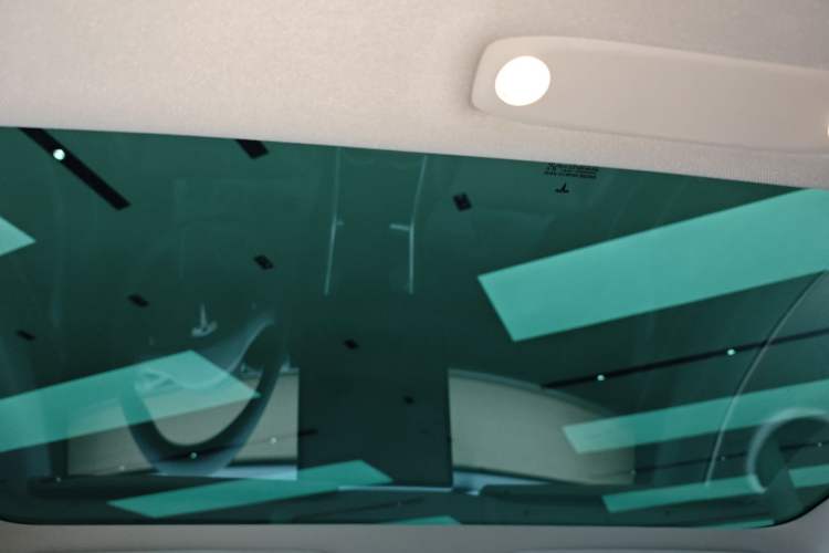 Used Tesla Model 3 2019 Standard Range Rear-Drive Upgraded Version
