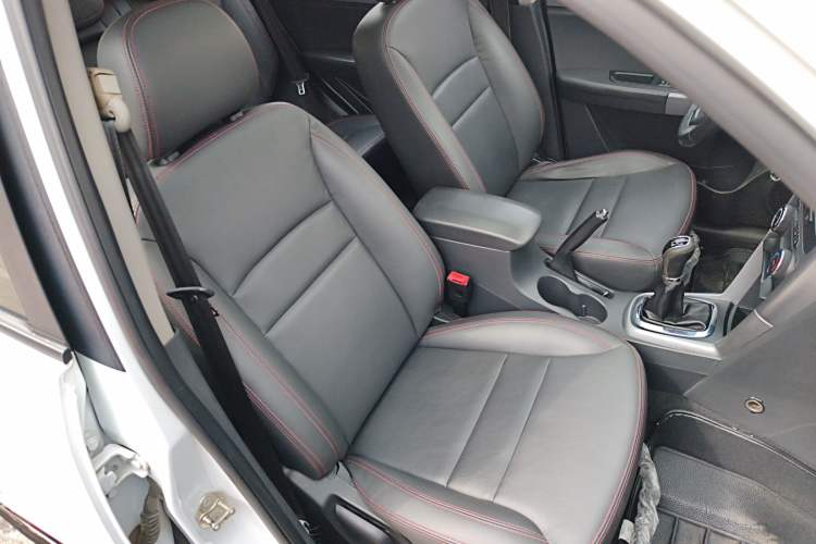 Used Chery Tiggo 3 2015 1.6L Manual Zhishang Commemorative Edition