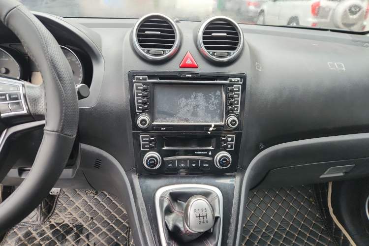 Used Haval H6 2013 Upgraded Model 1.5T Manual Two-Wheel Drive Elite Version