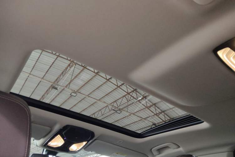 Used BMW 5 Series 2020 525Li Luxury Package