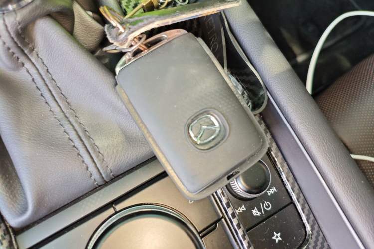 Used Mazda 3 Axela 2021 2.0L Automatic Zhiyao Edition Vehicle Key