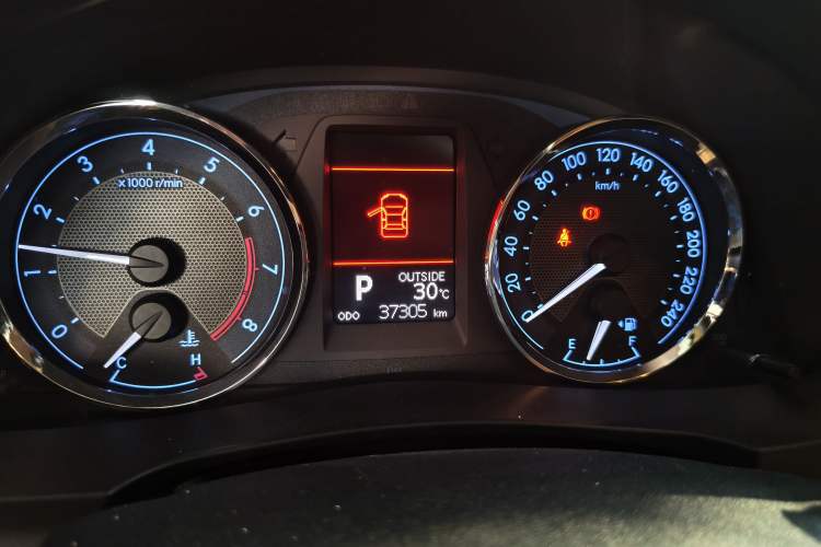 Used Toyota Corolla 2014 1.6L CVT GL-i Instrument Cluster