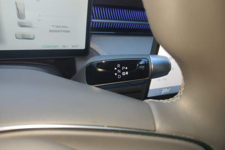 Used XPeng G6 2025 625 Long-Range Max Flagship Edition Gear Lever