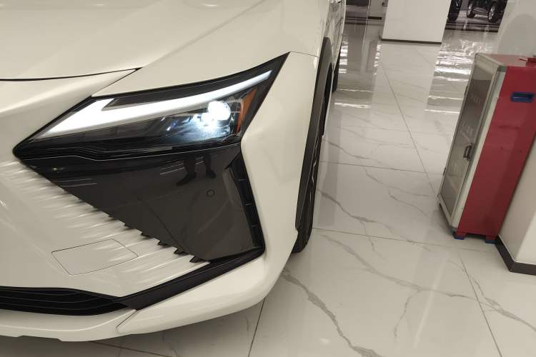 Used Lexus RZ 2023 450e All-Wheel Drive Luxury Edition