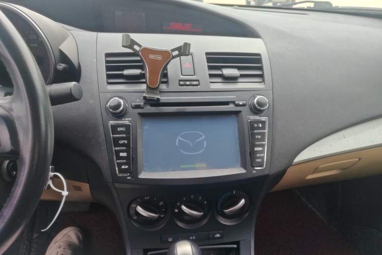 Used Mazda 3 2011 Sedan 1.6L Automatic Elite Model Audio And AC Panel