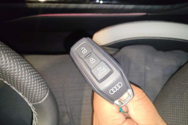 Used Audi A5L 2026 2.0T Sport Plus Vehicle Key