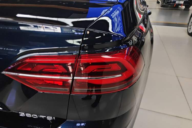 Used Volkswagen Phideon 2021 380TSI Prestige Edition