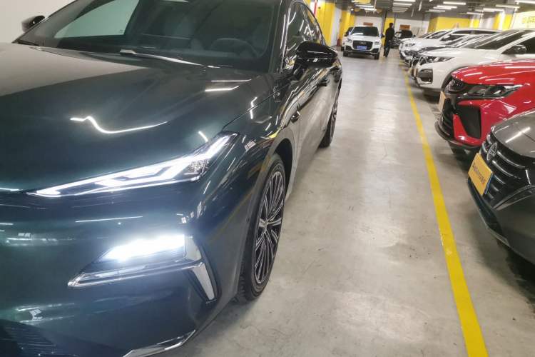 Used Geely Galaxy Galaxy 8 2025 130km EM-i Flagship Edition