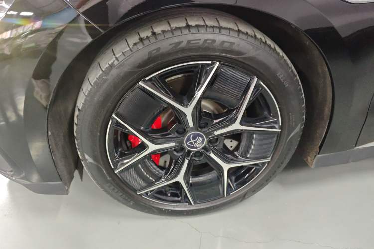 Used BYD Han 2022 EV Genesis Edition 715KM Front-Wheel-Drive Prestige Model Exterior 4