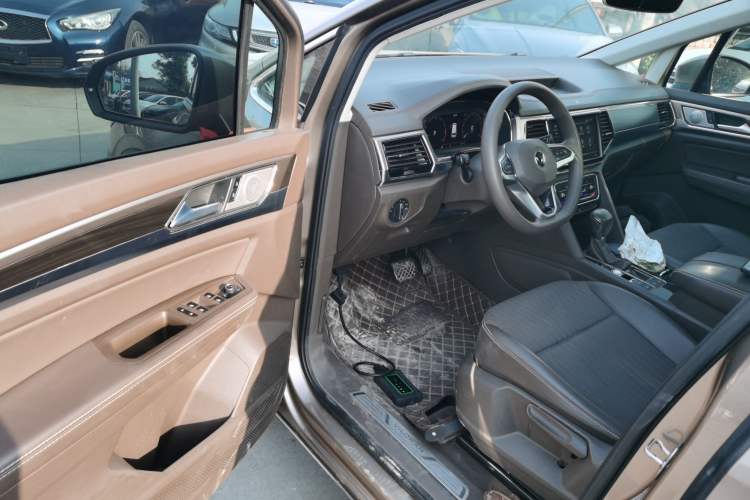 Used Volkswagen Viloran 2020 330TSI Business Edition