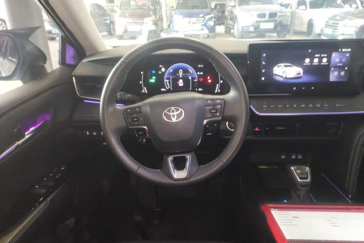 Used Toyota Camry 2024 Dual-Motor 2.0 HGVP Luxury Edition