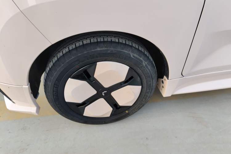 Used Wuling Hongguang MINIEV 2022 Macaron Premium Model – Lithium Iron Phosphate
